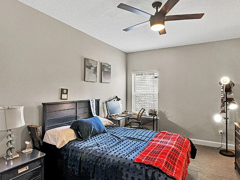694 Navigators Rd — Photo 26