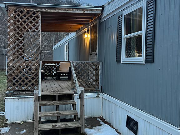 3rd image of 118 Gilligan Ct
