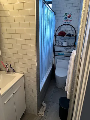 Rented by NYC LUXURY APT RENTALS CO LLC | media 3