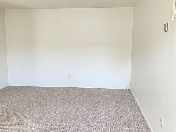 5th image of 290 N Mentor Ave APT 12