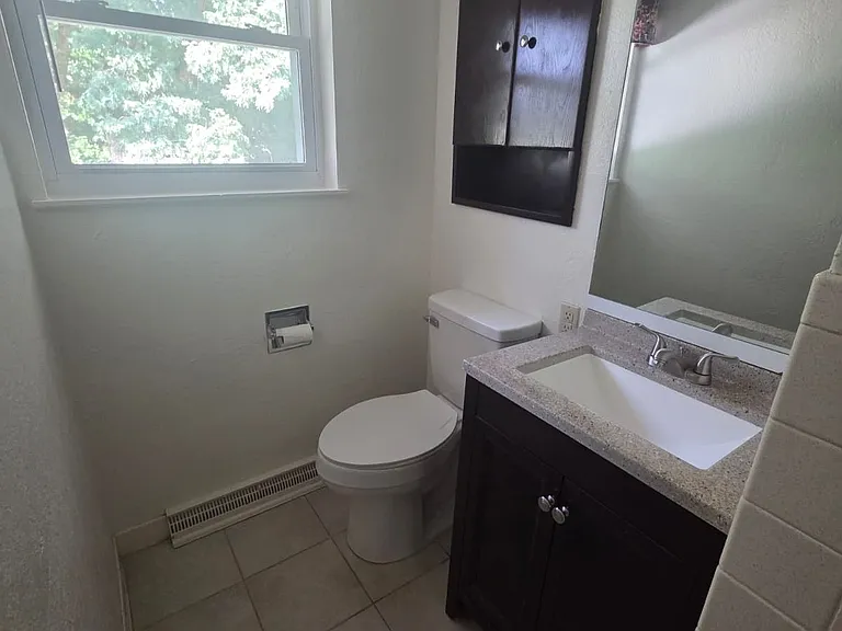 1105 Carol St — Photo 5