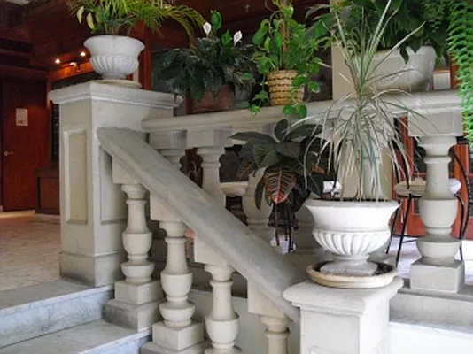 Rented by MNS | media 3