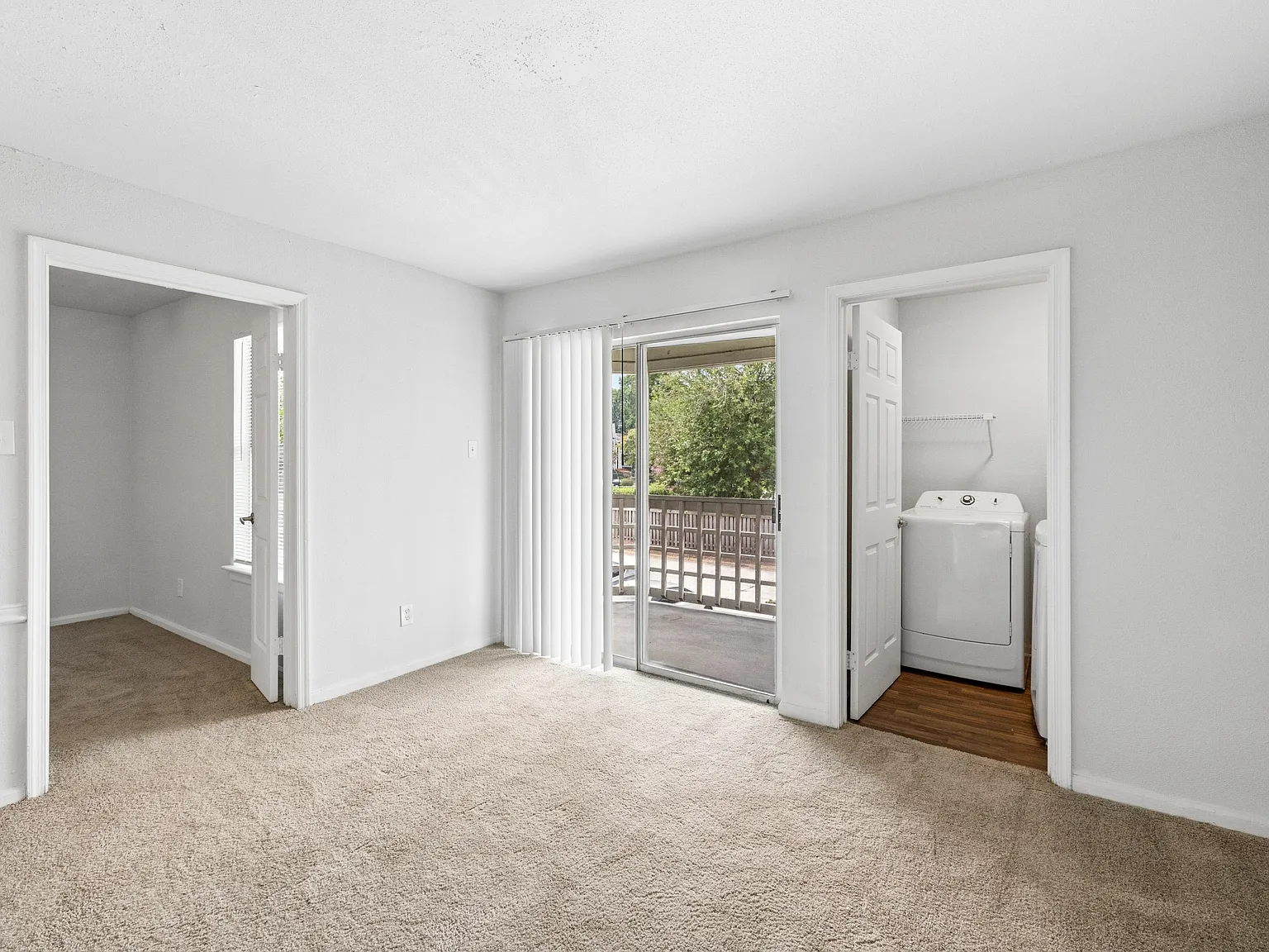 Wyndham at Hampton Apartments — Photo 2