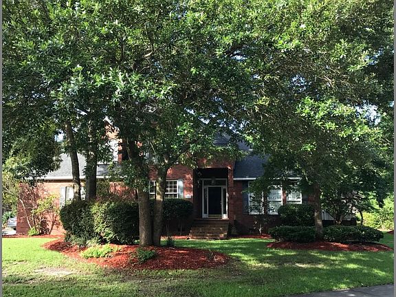 3rd image of 4211 Persimmon Woods Dr
