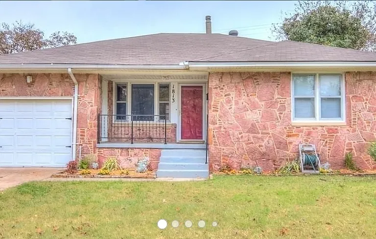 1813 Oxford Way — Photo 17