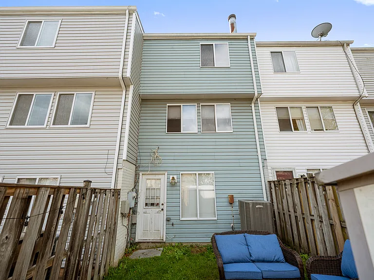 8550 Blue Rock Ln — Photo 28