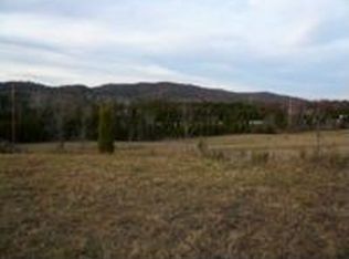 355 W Wells Hill Ln, Mosheim, TN 37818