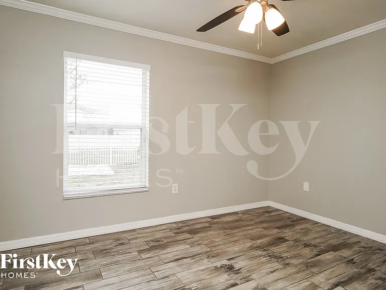 835 Summer Glen Dr — Photo 12