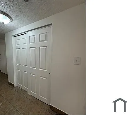5611 Clover Pl #4R — Photo 6