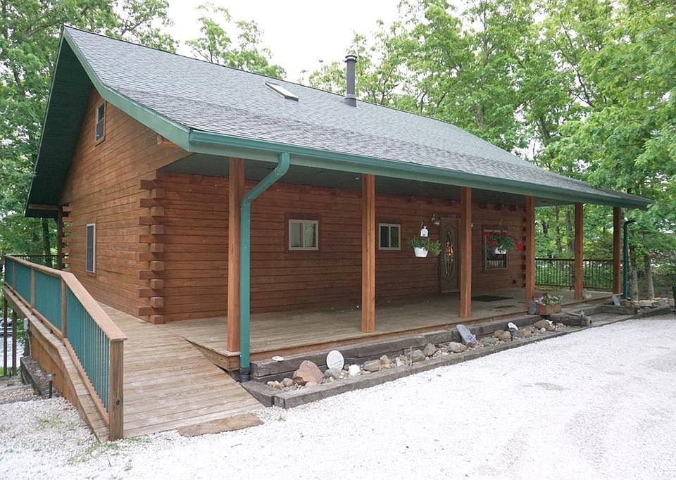 1st image of 1126 Lake Dr