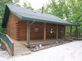 1126 Lake Dr, Keytesville, MO 65261