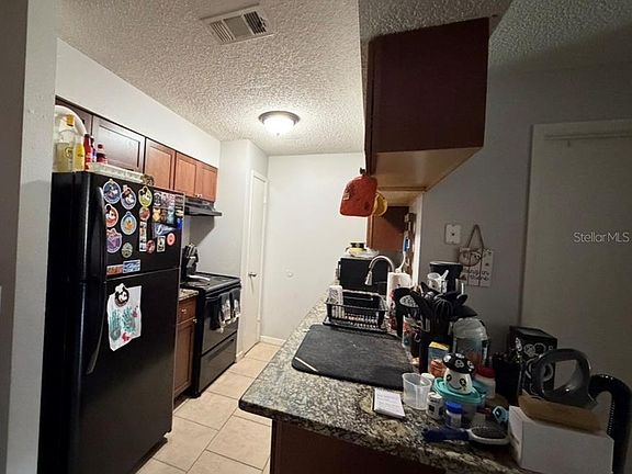 5th image of 237 RED MAPLE PLACE