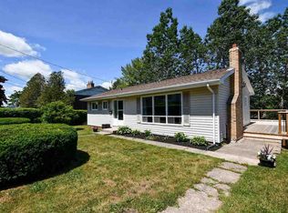 3 Ridge Ave, Lower Sackville, NS B4C2L5