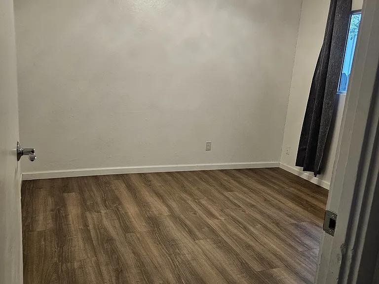 2304 Oxford Way #2304 — Photo 8
