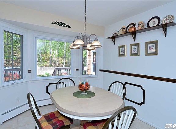 3rd image of 21 Farmington Ln