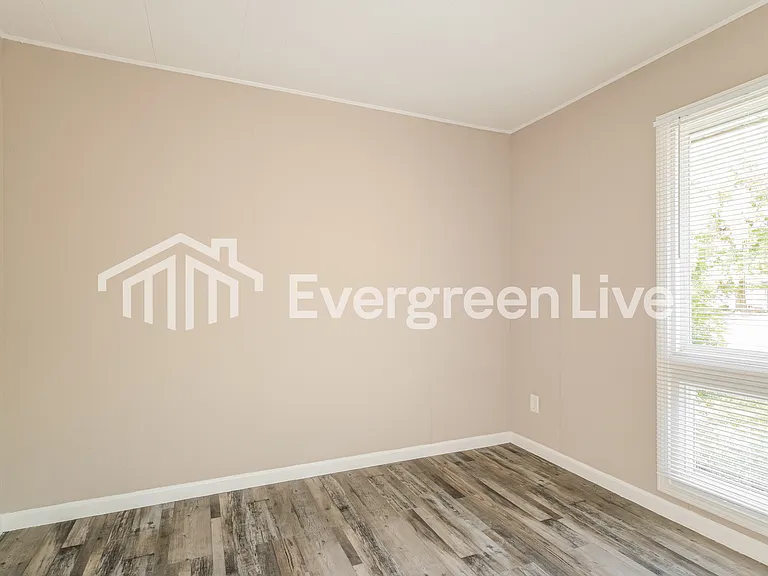 2756 Shadowcreek Dr — Photo 8