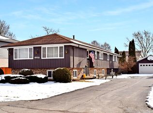6523 Vogt St, Tinley Park, IL