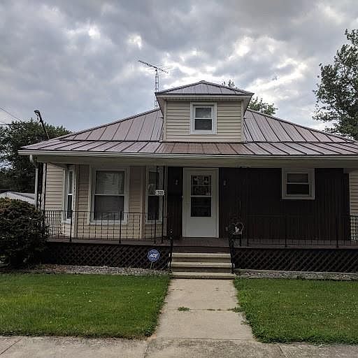 1st image of 481 Thompson St