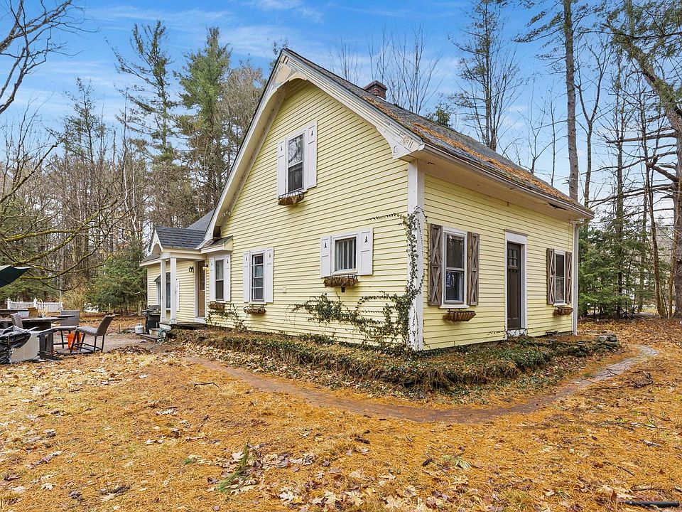 1st image of 8 Wilson Hill Road