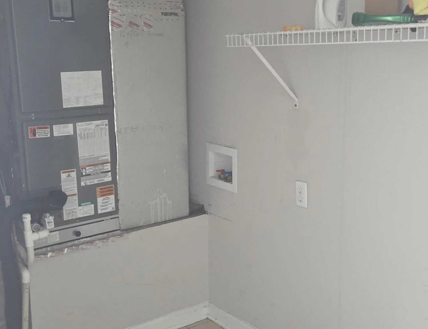 3 bed, 2.0 bath, 1386 sqft, $1,275 — Photo 4