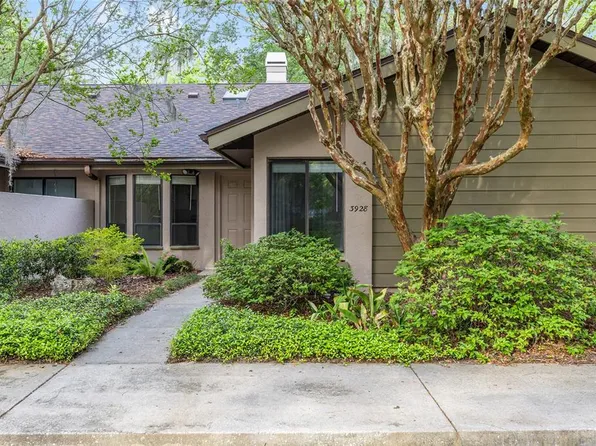 3928 NW 23rd Cir, Gainesville, FL 32605