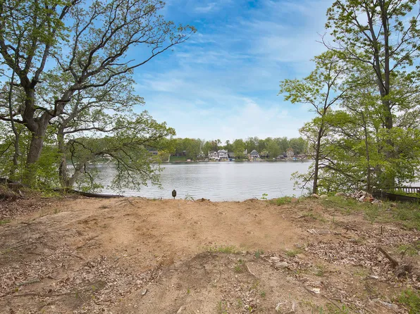 70494 Shady Ln, White Pigeon, MI 49099