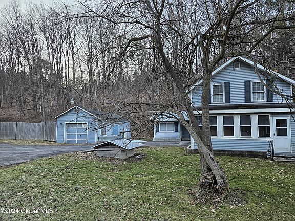 3rd image of 3798 Duanesburg Road