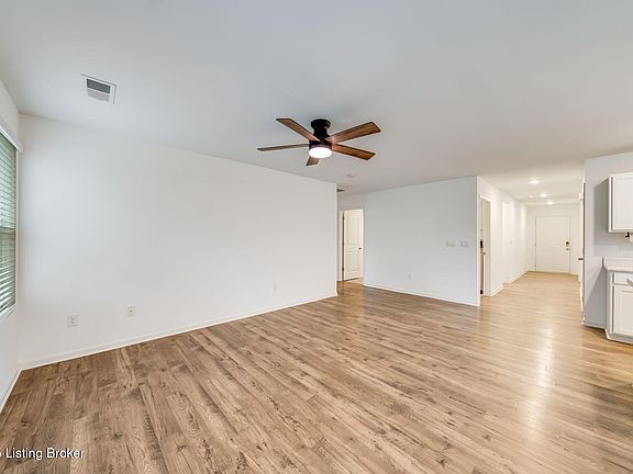 5th image of 1516 Robin Rd