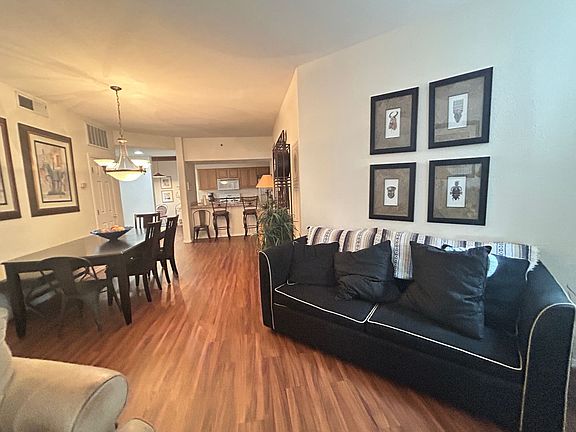 3rd image of 7401 W Arrowhead Clubhouse Dr Unit 1010