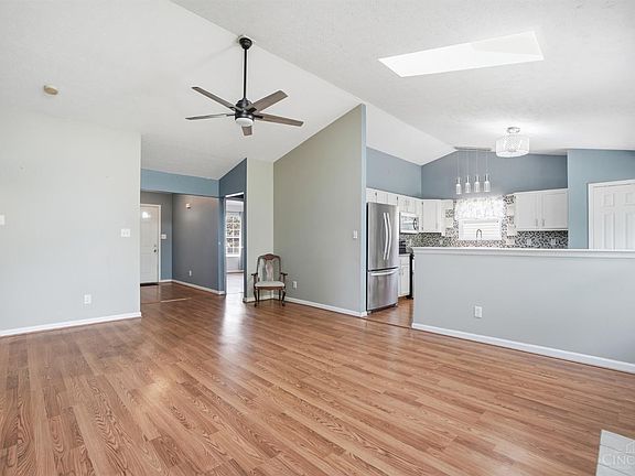 5th image of 605 Quail Hollow Dr