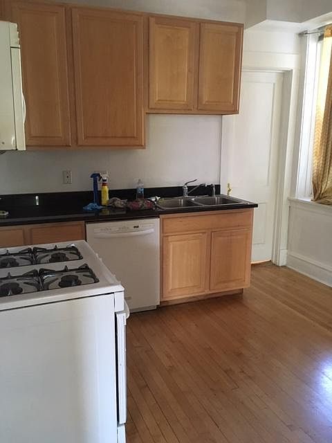 1st image of 5235 N Winchester Ave