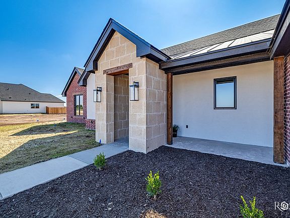 4th image of 8421 Windmill Rd