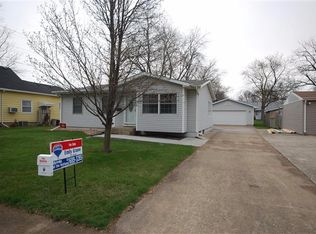 309 17th St, Boone, IA 50036