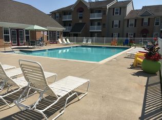 15805 Goddard Rd APT 206, Southgate, MI 48195