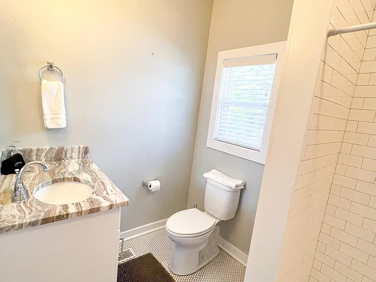 34 Cooper St — Photo 4