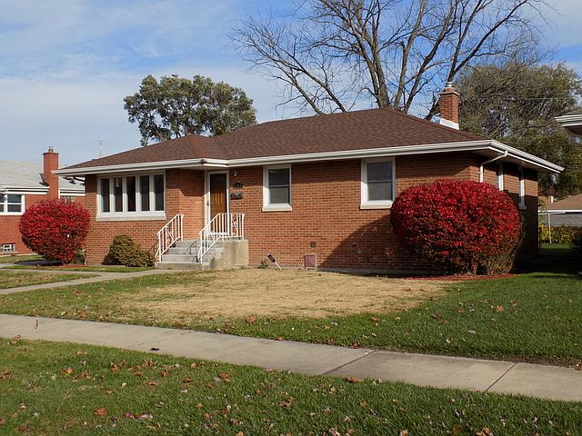 1st image of 443 Luella Ave