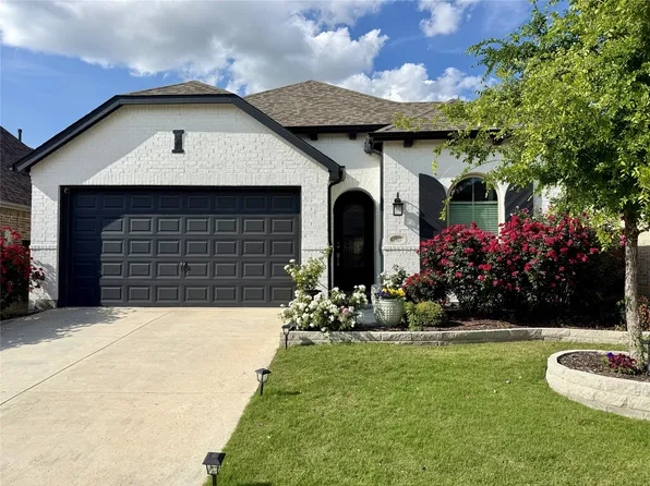 1913 Jumper Fields Dr, Aubrey, TX 76227