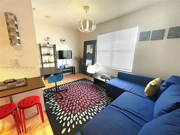 7326 Collins Ave APT 207, Miami Beach, FL 33141