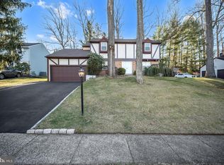 853 Green Ridge Cir, Langhorne, PA 19053