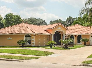 6110 N Braeswood Blvd, Houston, TX 77074