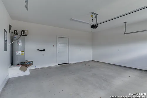 206 Topaz #1502 Photo 1