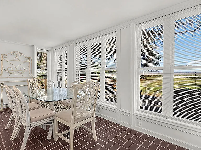 1321 Azalea Ave — Photo 14