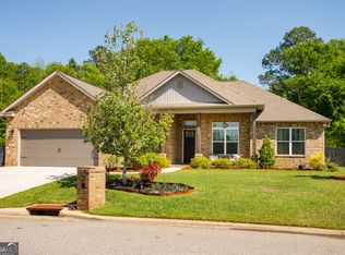 412 Legacy Park Dr, Perry, GA 31069