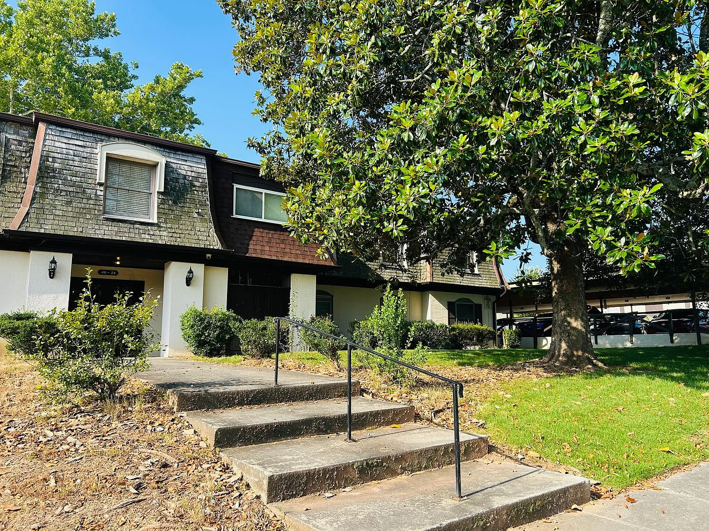 Wow! Newly renovated 2 bedroom 2 bathroom unit in Lithonia. Must see! — Photo 2