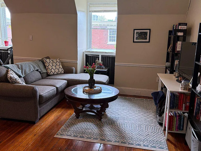 1723 Pine St #4 — Photo 8