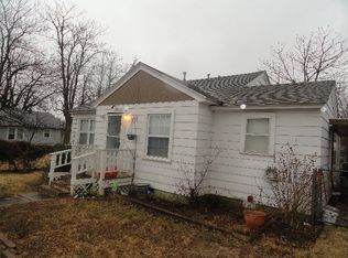 705 W 2nd St, Ada, OK 74820