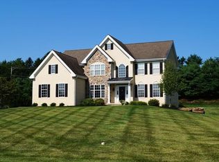 104 Pau Nel Dr, Landenberg, PA 19350