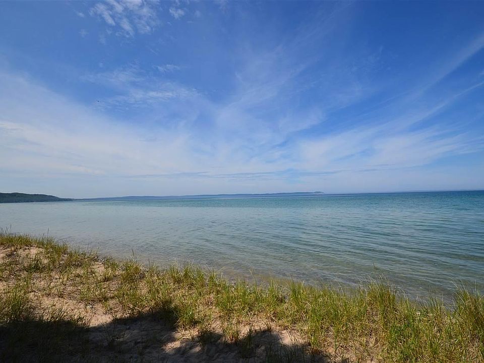 1st image of N Duck Lake Trl
