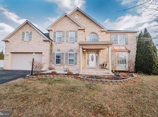 19338 Paradise Manor Dr, Hagerstown, MD 21742