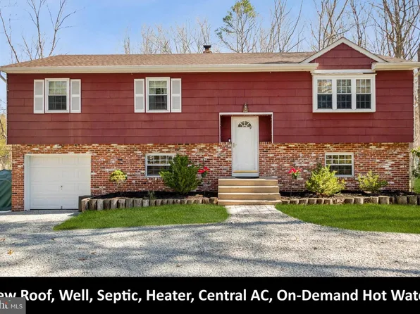 11 Acorn Dr, Tabernacle, NJ 08088